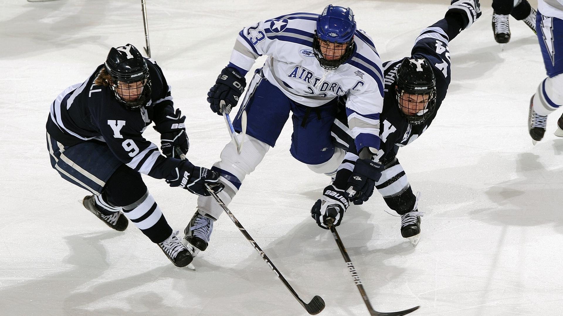 北欧神话与亚平宁闪电,芬兰正面击溃法国,基耶萨在美加墨世界杯接管比赛